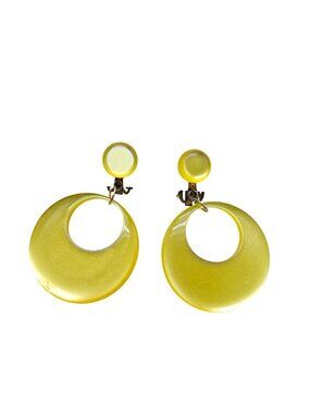 Yellow Vintage Clip-On Hoop Earrings Made In Japan Lucite Retro Mid-Century